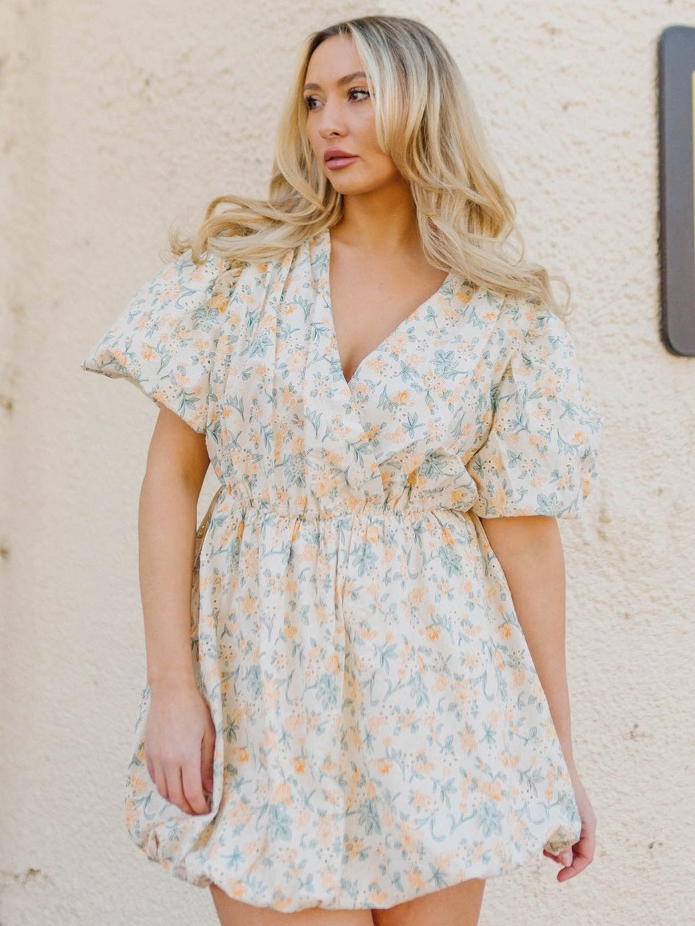 Free the Roses Alexis Floral Embroidered Bubble Mini Dress Size Medium